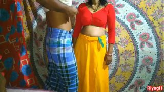 First time New Indian beautiful bhabhi and her dewar hardcore having sex