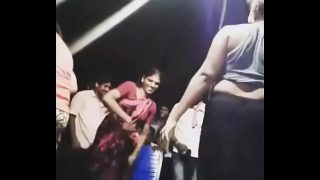 Hot recording dance with Such a hot body and tight pussy