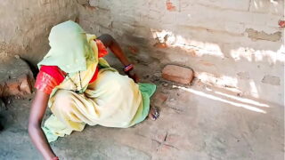 Indian Telugu Sister Standing Style Pussy Fingereing And Fucking Hard In Saree