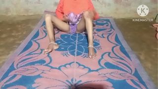 Outdoor chudai of virgin hairy pussy